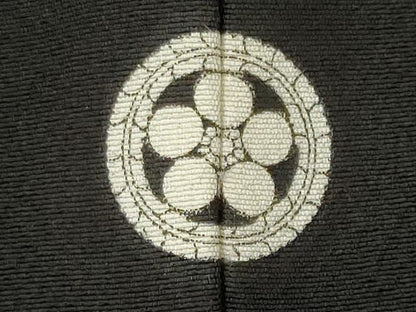 平和屋着物■豪華黒留袖　友禅　作家物　枝花文　暈し染め　金彩　正絹　逸品　CABI6633ou