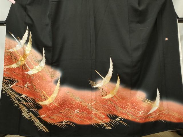 平和屋着物■五代 歌舞伎役者　坂東八十助　黒留袖　作家物　駒刺繍　立波飛鶴文　暈し染め　金彩　正絹　逸品　CABI6704ou