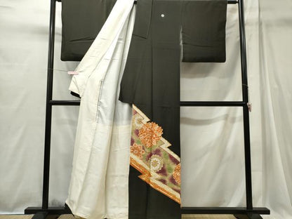 平和屋着物■豪華黒留袖　駒刺繍　吉祥花文　暈し染め　金彩　正絹　逸品　CABI6730ou