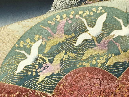 平和屋着物■豪華黒留袖　岡本和郎　駒刺繍　地紙御所車飛鶴花文　暈し染め　金銀彩　正絹　逸品　CABI6784ou