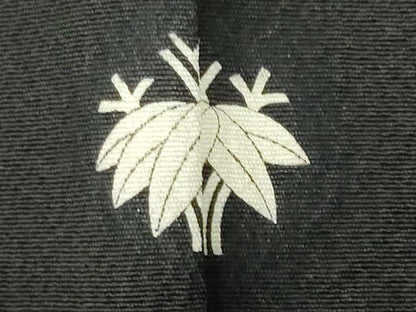 平和屋着物■豪華黒留袖　作家物　駒刺繍　立波扇面花文　金彩　正絹　逸品　CABI6785ou