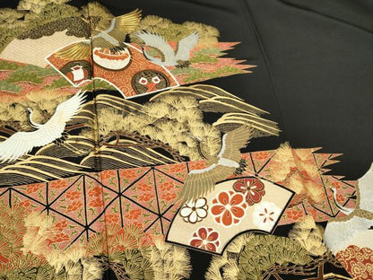 平和屋着物■豪華黒留袖　駒刺繍　立波飛鶴吉祥花文　金銀彩　正絹　逸品　CABI6786ou