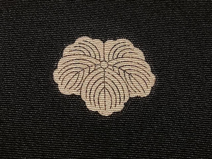 平和屋着物■豪華黒留袖　駒刺繍　地紙飛鶴浜松文　金彩　正絹　逸品　CABI6832xe