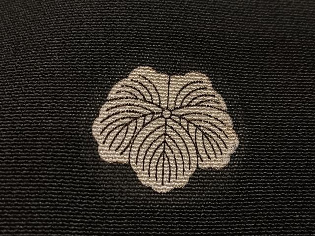 平和屋着物■豪華黒留袖　作家物　駒刺繍　几帳扇面浜松文　暈し染め　金彩　正絹　逸品　CABI6837xe