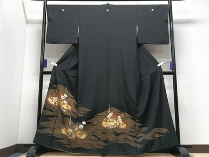 平和屋着物■豪華黒留袖　駒刺繍　立波枝梅文　金彩　正絹　逸品　CABI7080xe