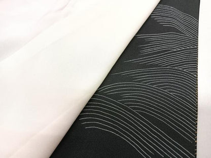 平和屋着物■豪華黒留袖　駒刺繍　立波枝梅文　金彩　正絹　逸品　CABI7080xe