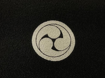 平和屋着物■豪華黒留袖　駒刺繍　飛鶴吉祥花文　金彩　正絹　逸品　CABI7097xe