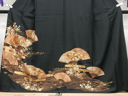 平和屋着物■豪華黒留袖　駒刺繍　扇面立波花文　金彩　正絹　逸品　CABI7101xe
