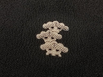 平和屋着物■豪華黒留袖　駒刺繍　飛鶴短冊吉祥花文　金彩　正絹　逸品　CABI7137xe