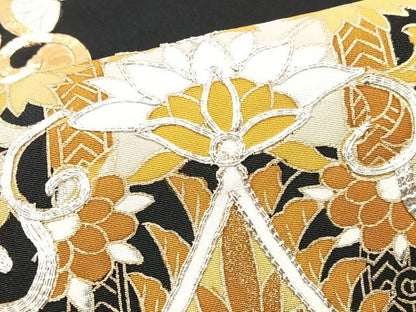 平和屋着物■豪華黒留袖　駒刺繍　花唐草文　金彩　正絹　逸品　CABI7149xe