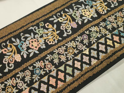 平和屋着物●つけ帯　市楽織　草花間道　黒地　金糸　正絹　逸品　CABI7372dy