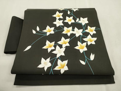 平和屋着物●塩瀬　つけ帯　草花文　黒地　金彩　正絹　逸品　CABI7479dy