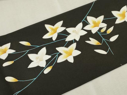 平和屋着物●塩瀬　つけ帯　草花文　黒地　金彩　正絹　逸品　CABI7479dy