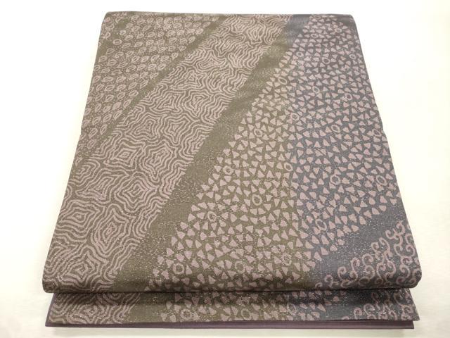 平和屋着物●全通柄袋帯　幾何学文　銀通し地　正絹　逸品　CABI7581dy