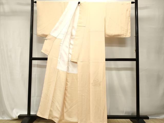 平和屋着物■豪華色留袖　舞蝶地紋　鳥の子色　正絹　逸品　CABI7620ev
