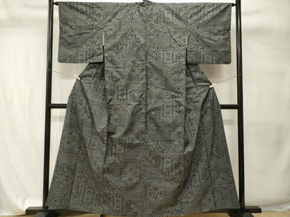 平和屋着物■本場大島紬　7マルキ　幾何学花文　正絹　逸品　CABI7731ev