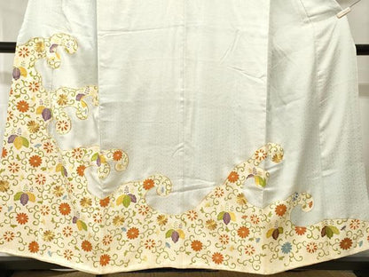 平和屋着物■豪華色留袖　駒刺繍　立波花唐草文　金彩　正絹　逸品　CABI7835ev