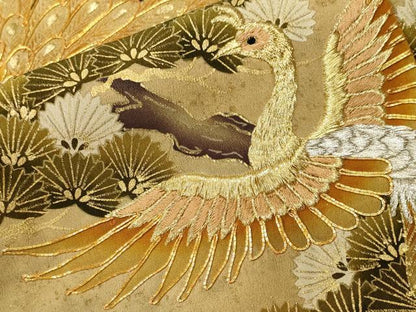 平和屋着物■豪華黒留袖　駒刺繍　松葉孔雀文　金彩　正絹　逸品　CABI7939ev