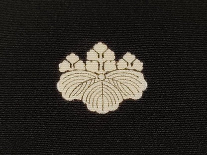 平和屋着物■豪華黒留袖　駒刺繍　松竹梅飛鶴文　金彩　正絹　逸品　CABI8022ev