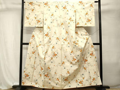 平和屋着物■上質な紬　枝花文　正絹　逸品　CABI8030ev