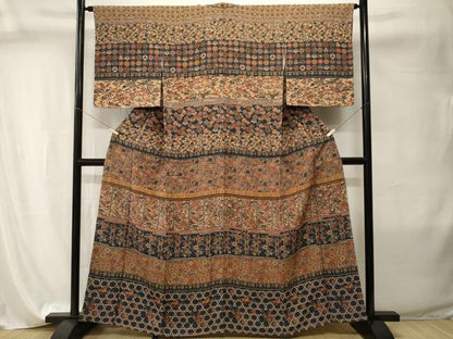 平和屋着物■訪問着　横段飛鳥花文　鬼しぼ縮緬　正絹　逸品　CABI8035ev