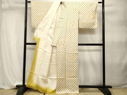 平和屋着物■上質な小紋　梅菱文　正絹　逸品　CABI8047ev