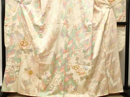 平和屋着物■豪華振袖　駒刺繍　矢羽枝花文　金銀彩　正絹　逸品　CABI8072ev