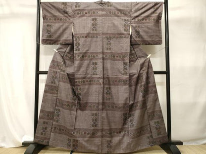 平和屋着物■本場大島紬　7マルキ　幾何学文　正絹　逸品　CABI8092ev