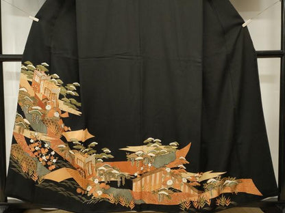 平和屋着物■豪華黒留袖　駒刺繍　御所車やり梅松文　金彩　正絹　逸品　CABI8194ev