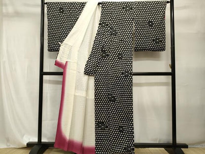平和屋着物■上質な小紋　総絞り　松皮菱文　黒地　正絹　逸品　CABI8217ev