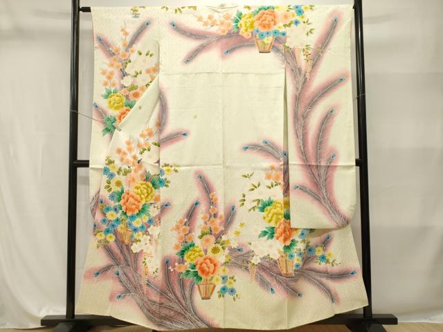 平和屋着物■豪華振袖　駒刺繍　花籠文　孔雀羽　暈し染め　金彩　正絹　逸品　CABI8225ev
