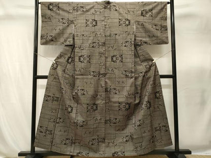 平和屋着物■本場大島紬　7マルキ　草花文　日畑嘉一作　証紙付き　正絹　逸品　CABI8263ev