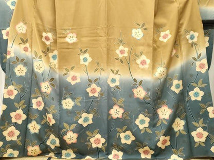 平和屋着物■豪華振袖　枝花文　暈し染め　金彩　正絹　逸品　CABI8345ev