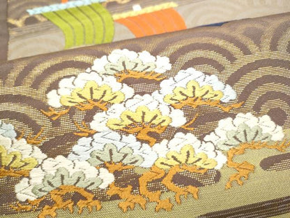 平和屋着物●六通柄袋帯　唐織　エ霞松文　金糸　正絹　逸品　CABI8835hy