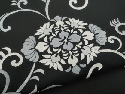 平和屋着物●塩瀬　九寸名古屋帯　総刺繍　花唐草文　黒地　正絹　逸品　CABI8911hy