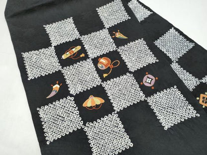 平和屋着物●九寸名古屋帯　絞り　総刺繍　駒刺繍　市松宝尽くし文　黒地　正絹　逸品　CABI9115hy