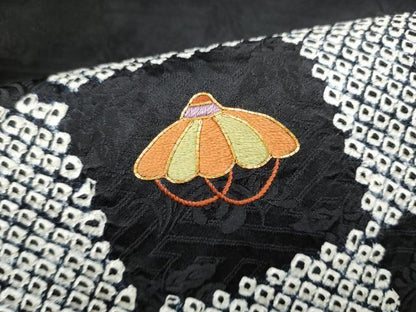 平和屋着物●九寸名古屋帯　絞り　総刺繍　駒刺繍　市松宝尽くし文　黒地　正絹　逸品　CABI9115hy