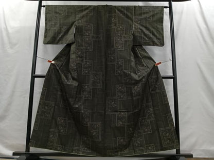 平和屋着物■本場大島紬　7マルキ　色紙花唐草文　正絹　逸品　CABI9243ua
