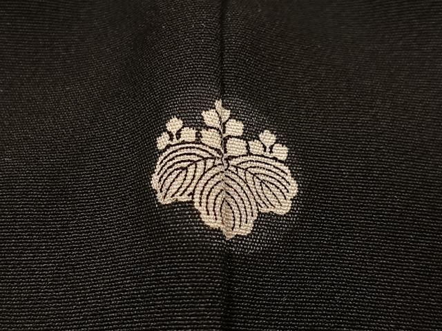 平和屋着物■豪華黒留袖　御所車草花文　金彩　正絹　逸品　CABI9245ua