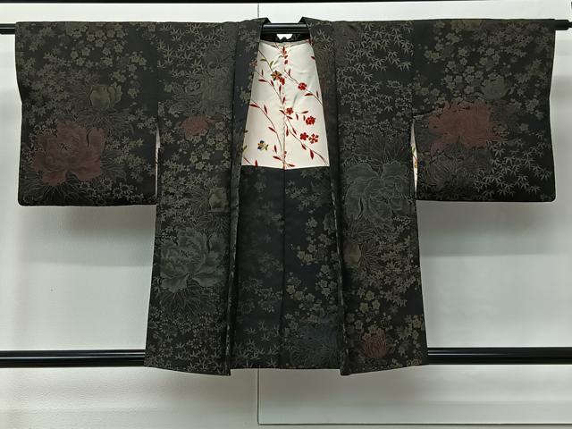 平和屋着物∞羽織　寿光織　牡丹　黒地　銀糸　正絹　逸品　CABI9268ua
