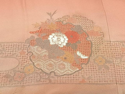 平和屋着物∞中国三大刺繍　スワトウ刺繍　道行コート　翠山刺繍　雪輪草花文　暈し染め　金銀彩　反端付き　正絹　逸品　未使用　CABI9281ua