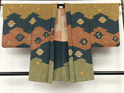 平和屋着物＃羽織　松皮菱草花文　金彩　正絹　逸品　CABI9378ua