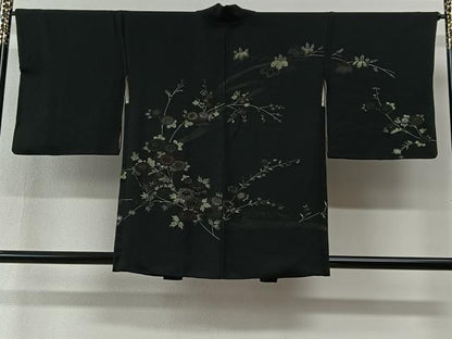 平和屋着物＃羽織　寿光織　流水草花文　黒地　金糸　正絹　逸品　CABI9398ua