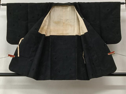 平和屋着物＃道行コート　輪奈ビロード　孔雀羽地紋　黒地　正絹　逸品　CABI9421ua