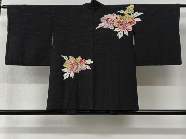 平和屋着物＃羽織　草花文　黒地　正絹　逸品　CABI9422ua