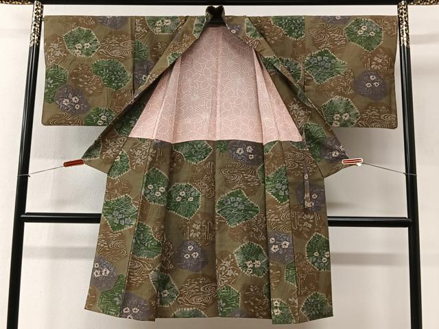平和屋着物＃道中着　紬地　絞り　草花文　金彩　ロング丈　正絹　逸品　CABI9423ua