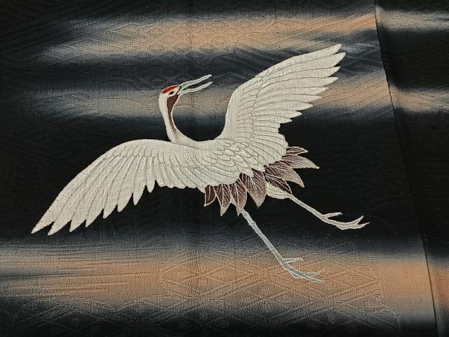 平和屋着物＃羽織　舞鶴文　暈し染め　黒地　金彩　正絹　逸品　CABI9427ua