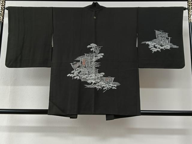 平和屋着物＃羽織　風景文　黒地　正絹　逸品　CABI9428ua