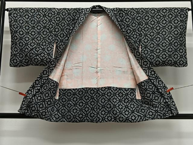 平和屋着物＃羽織　総絞り　菱文　黒地　正絹　逸品　未使用　CABI9468ua