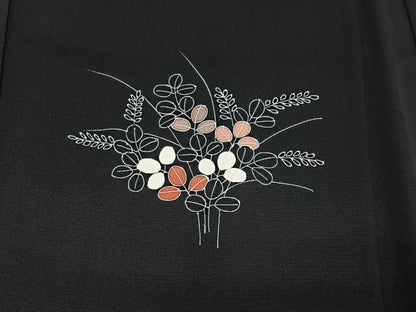 平和屋着物＃羽織　刺繍　風景文　黒地　金糸　正絹　逸品　CABI9473ua